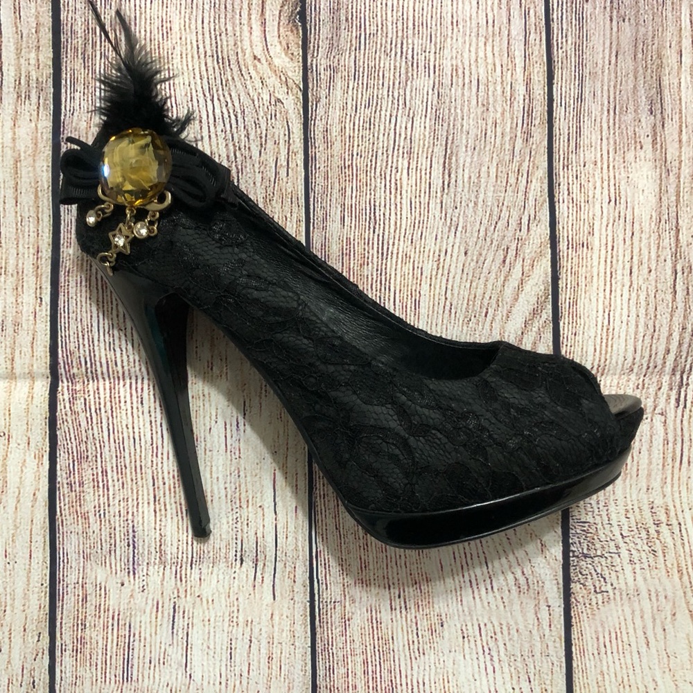 Size 8 - 2LipsToo Black Lace Peep Toe Pumps